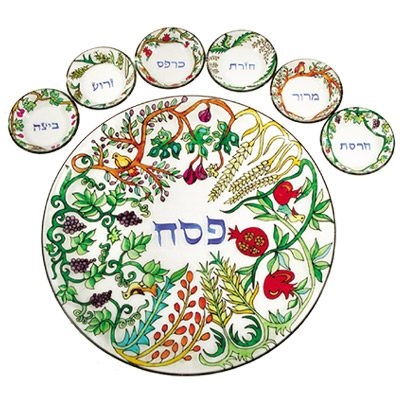 צלחת פסח מזכוכית עם צביעה בעבודת יד "שבעת המינים" - יאיר עמנואל | Gifts 4  Jewish| 🔯 | חנות יודאיקה, מתנות יהודיות, אמנות יהודית 🔯